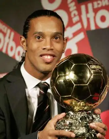 穆裏尼奧：渴望讓迪巴拉完整出場！.