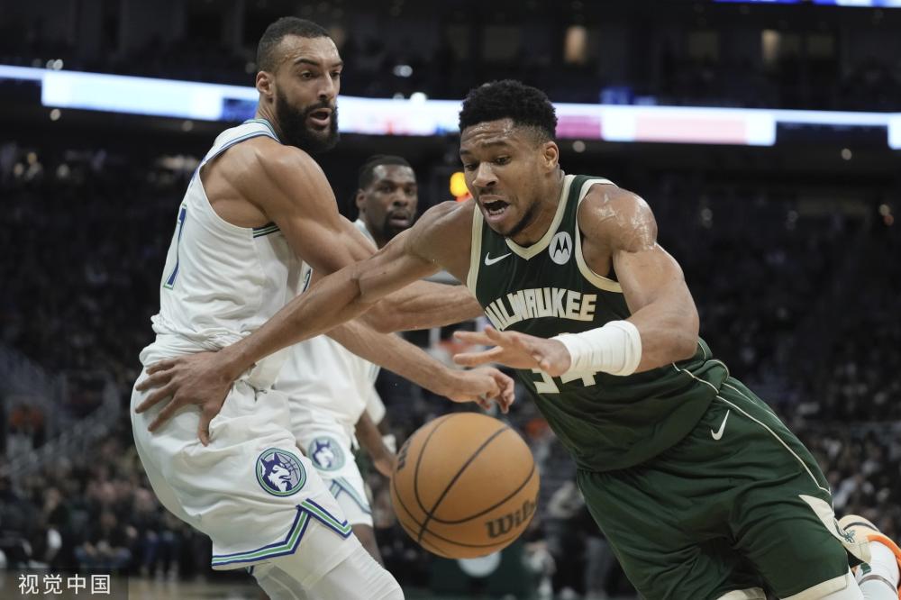 雪运动的发 雪运动的发